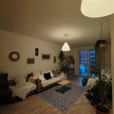 Apartment Boho Style With Garage And Large Terrace Pressburg